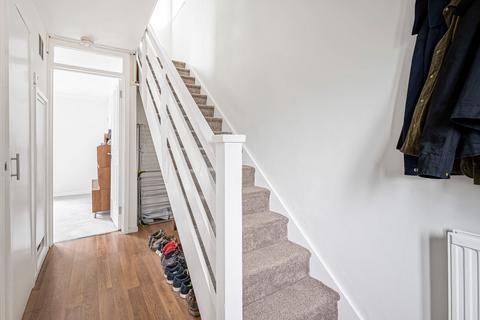 8 Glebe Close, Essendon, Hatfield, AL9 6HZ