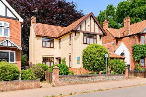 3 bedroom detached house for sale, Recreation Road, Norwich