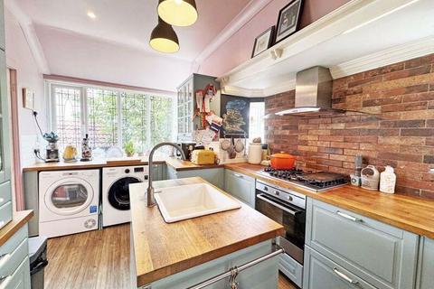 3 bedroom semi-detached house for sale, Highcross Road, Poulton-le-Fylde, Lancashire, FY6 8BX