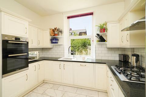 4 bedroom semi-detached house for sale, Sterndale Road, Sheffield S7