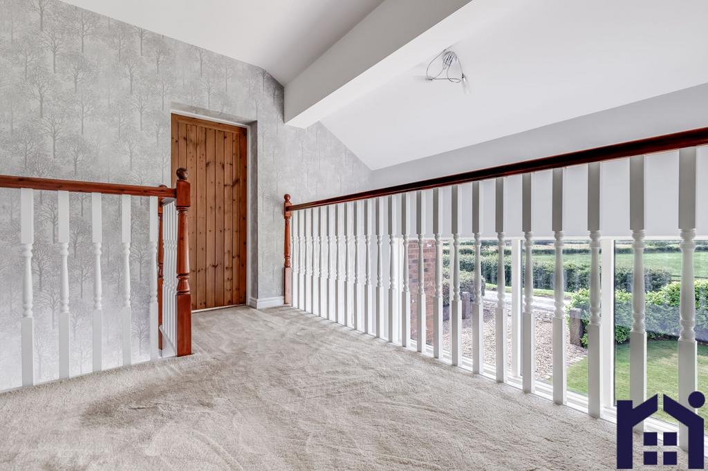 Galleried landing