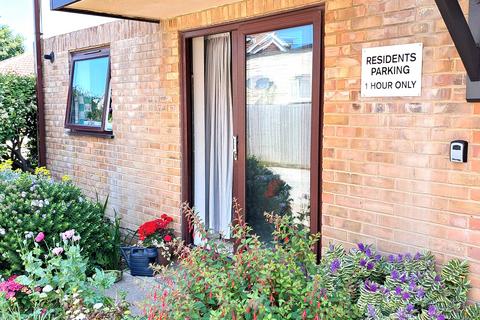undefined, Shoreacre Marine Drive East Barton on Sea BH25 7DT