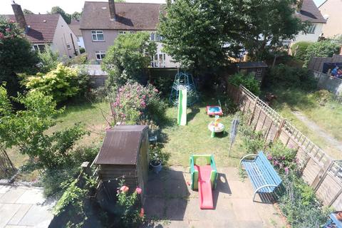 149 Leesons Hill, Orpington, BR5 2NQ