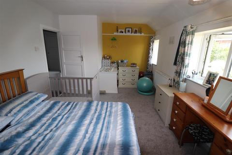 149 Leesons Hill, Orpington, BR5 2NQ