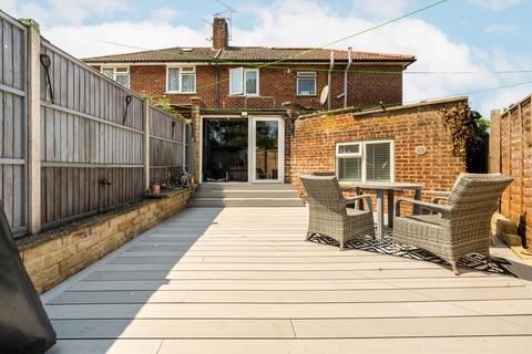 99 Greatdown Road, London, W7 1AR