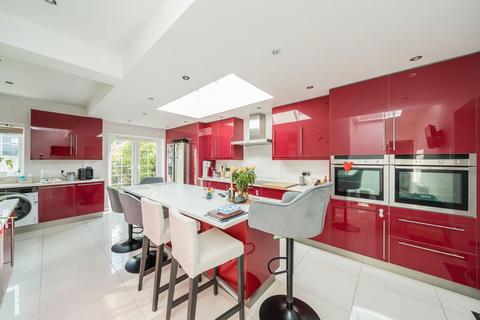 undefined, Sheringham Avenue, Twickenham TW2