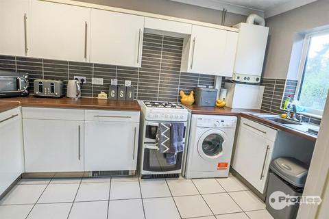 1 bedroom apartment for sale, Windsor Court, Burbage