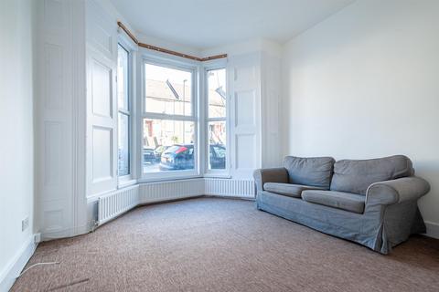 1 bedroom flat to rent, Fonthill Road, Finsbury Park
