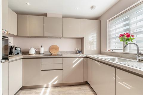 3 bedroom end of terrace house for sale, Hengist Drive, Aylesford