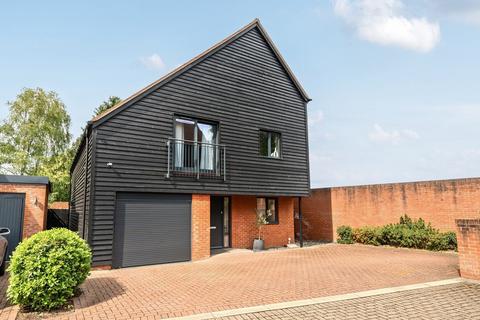 Station Drive, Sutton Scotney, Winchester, Hampshire, SO21