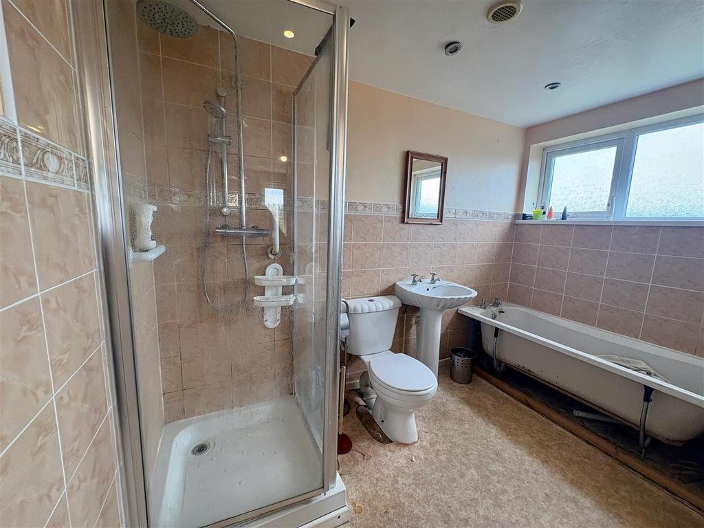 Family bathroom