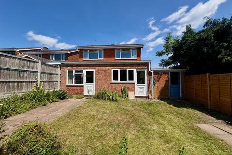 3 bedroom detached house for sale, Stoneleigh Gardens, Codsall, Wolverhampton