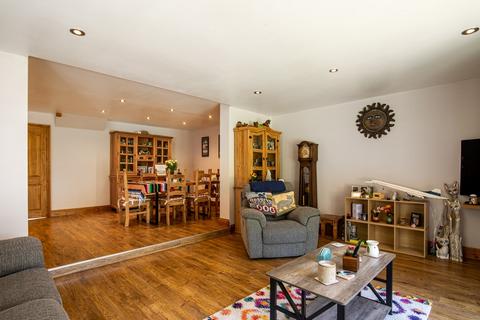 4 bedroom detached house for sale, La Route du Carrefour A Cendre, St Peter JE3