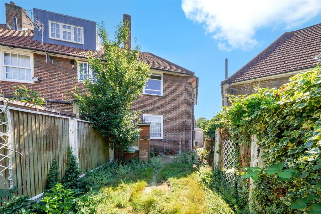 Swinburne Road