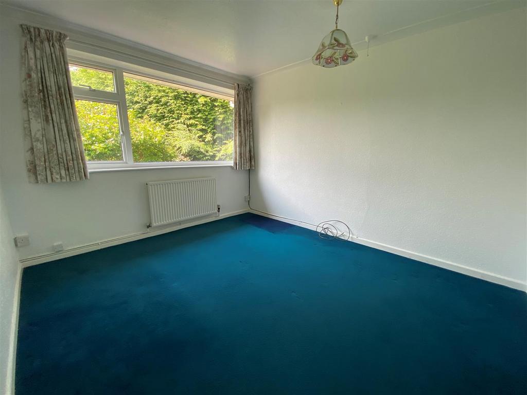Bedroom 2.1.jpg