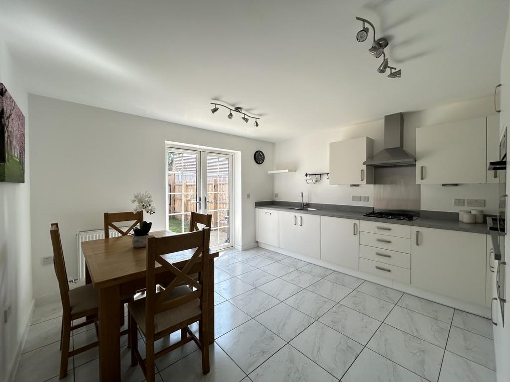 Kitchen 1