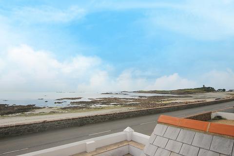 4 bedroom property for sale, Route de la Rocque Poisson, St Pierre du Bois, Guernsey, GY7