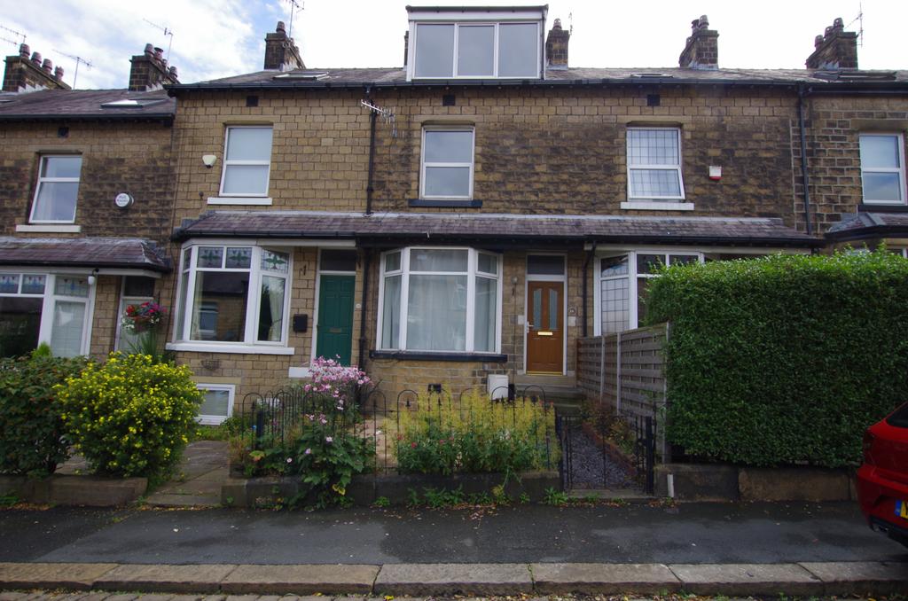 16 Highfield Terrace, Shipley, BD18  4 EE