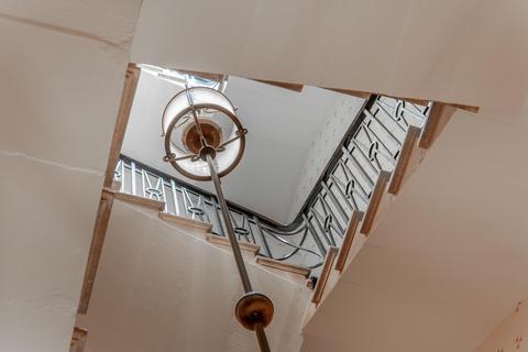 2 bedroom flat for sale, Royal Crescent, Bath, Somerset, BA1