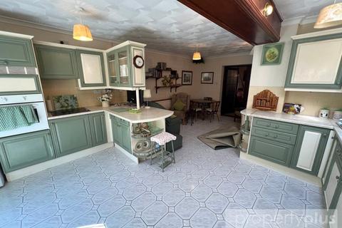 undefined, Margaret, Treorchy, Treherbert, Rhondda Cynon Taff, CF42