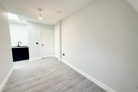 undefined, Barnsley, S70