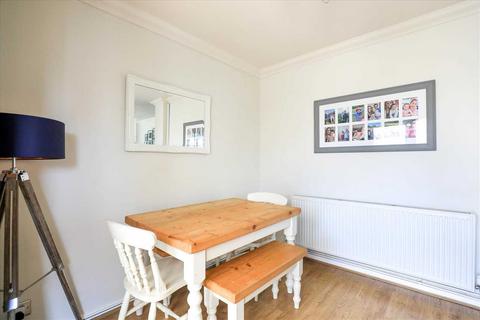 37 Fitzwilliam Drive, Barton Seagrave, Kettering, NN15 6RG