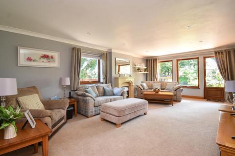 4 bedroom detached house for sale, Campkin Gardens, St. Leonards-On-Sea