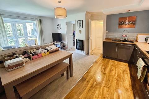 2 bedroom flat for sale, Mersey Road, West Didsbury, Greater Manchester, M20