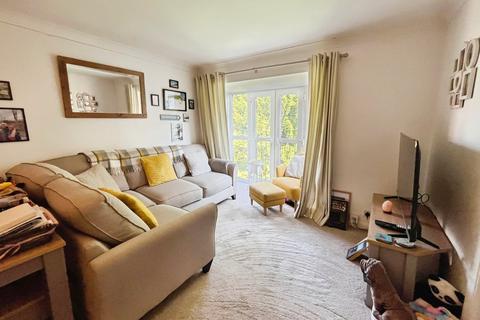 2 bedroom flat for sale, Mersey Road, West Didsbury, Greater Manchester, M20