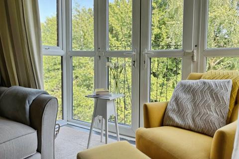 2 bedroom flat for sale, Mersey Road, West Didsbury, Greater Manchester, M20