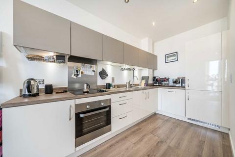 1 bedroom flat for sale, Quebec Way, London SE16