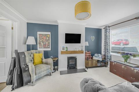 3 bedroom semi-detached house for sale, Brynau Wood, Cimla, Neath