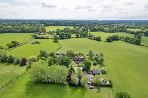 undefined, Heniker Lane, East Sutton ME17