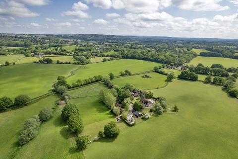 undefined, Heniker Lane, East Sutton ME17