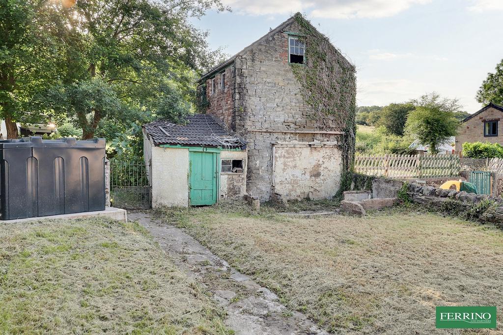 Outbuilding/Barn