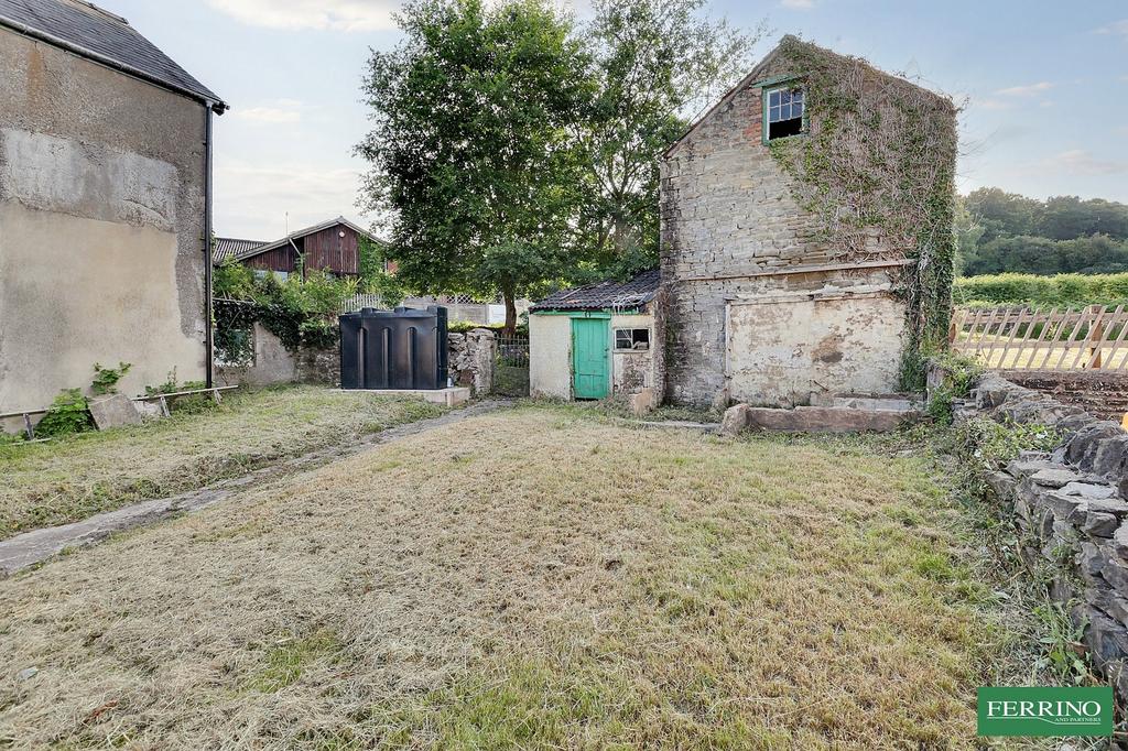 Outbuilding/Barn