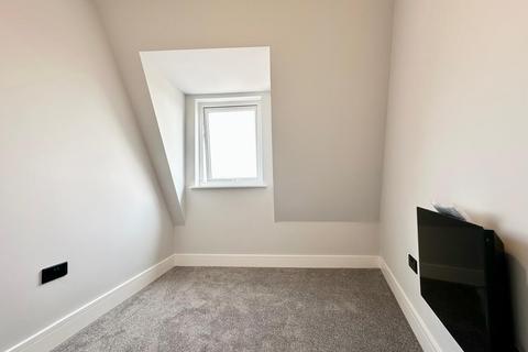 undefined, Barnsley , S70