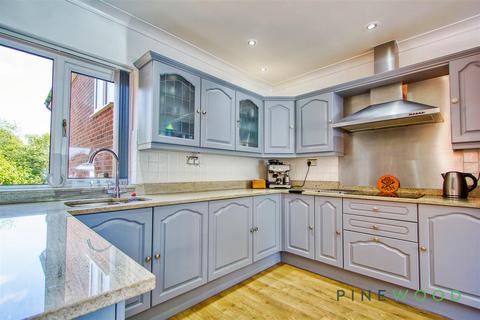 4 bedroom detached house for sale, Church View, Chesterfield S43