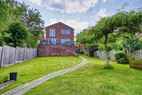 4 bedroom detached house for sale, Church View, Chesterfield S43