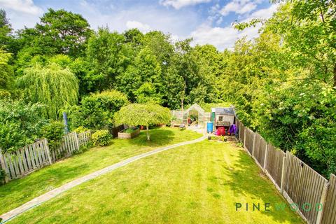 4 bedroom detached house for sale, Church View, Chesterfield S43