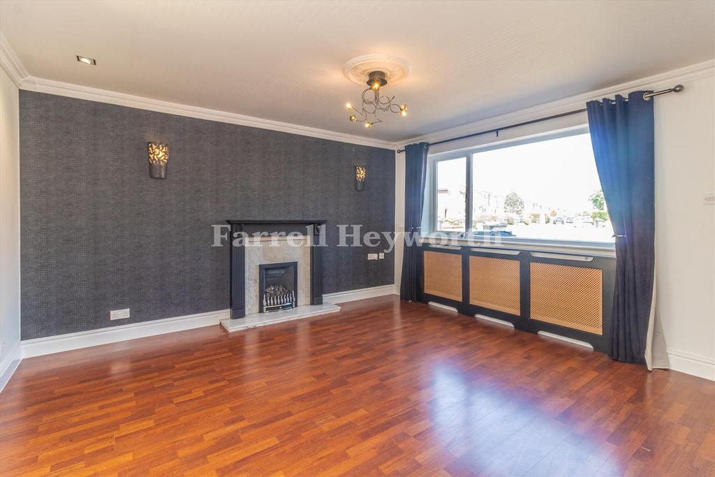 Lounge image 2