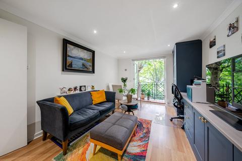 Brompton Park Crescent, London, SW6