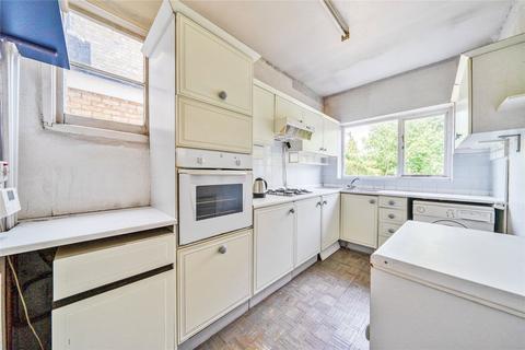 45 Ellerton Road, Surbiton, KT6 7TY