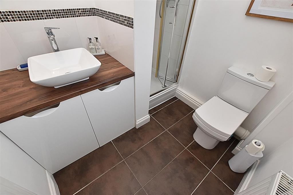 En suite shower room