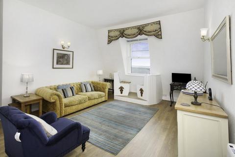 2 bedroom apartment for sale, Powderham Terrace, Dolphin Court Powderham Terrace, TQ14