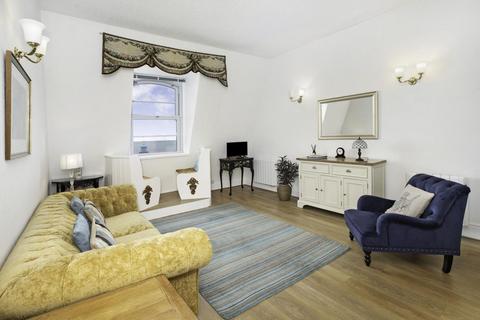 2 bedroom apartment for sale, Powderham Terrace, Dolphin Court Powderham Terrace, TQ14