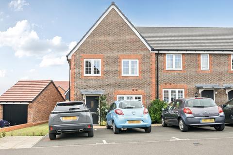 3 bedroom end of terrace house for sale, Mercian Road, Thame, OX9