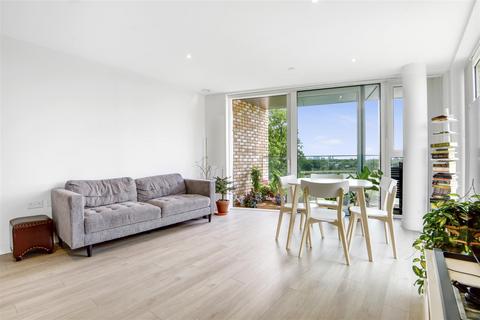 2 bedroom apartment for sale, Newnton Close, London, N4