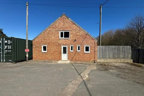 Property to rent - Highsted Valley, Rodmersham