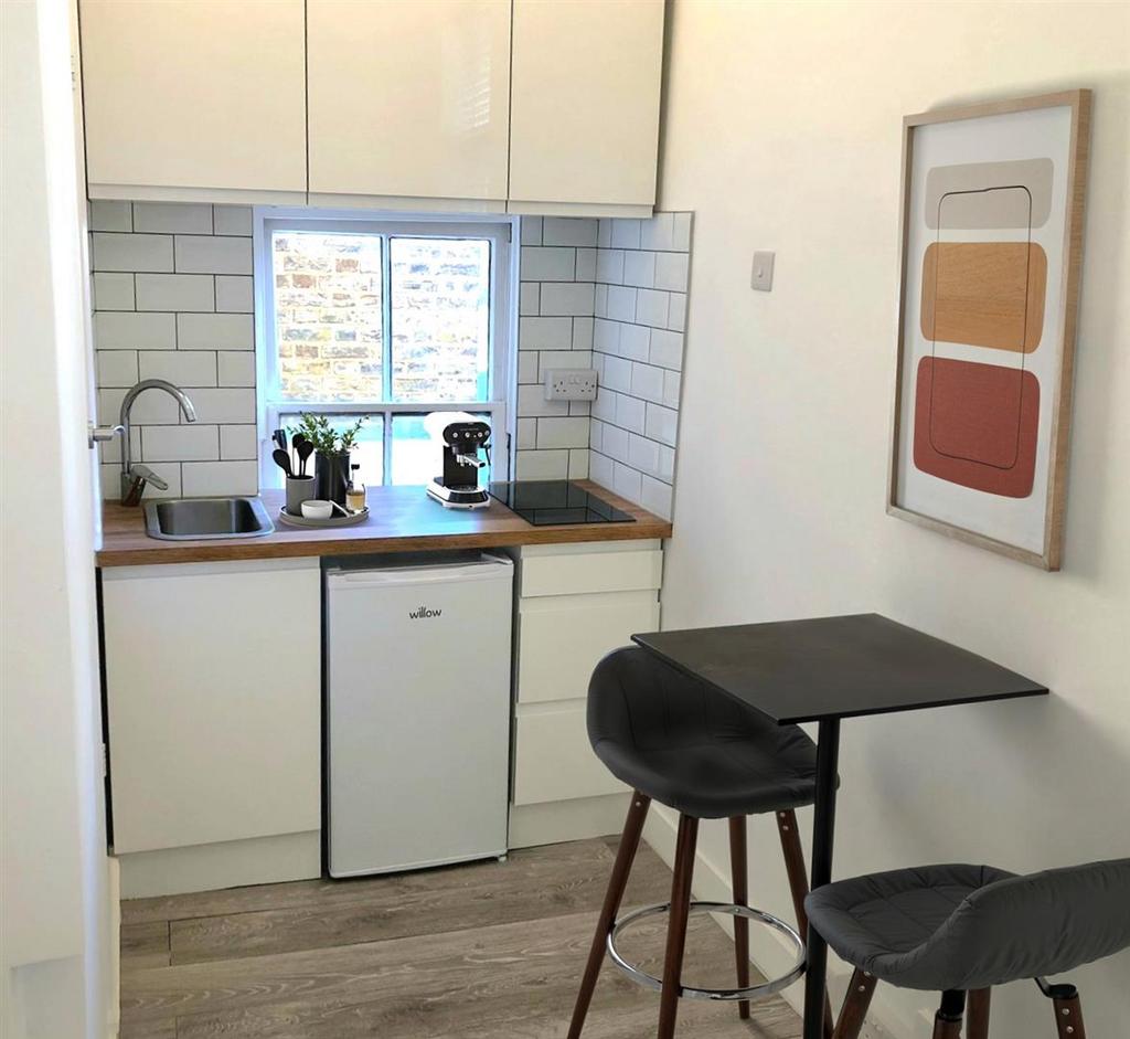 Property C1 A4 IMG-20250417-WA0003 10-05-25 13 18.j